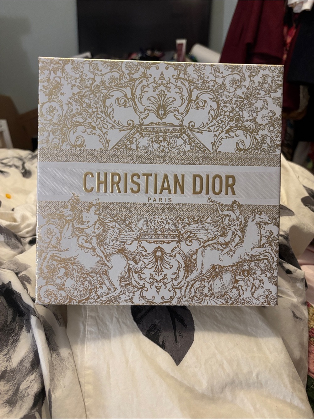 Dior White and Gold Decorative Gift Box